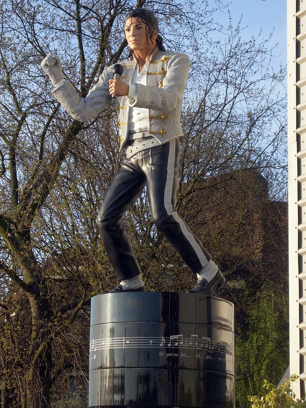 Jones Met Michael Jackson At Fulham But Leading Luton To Victory